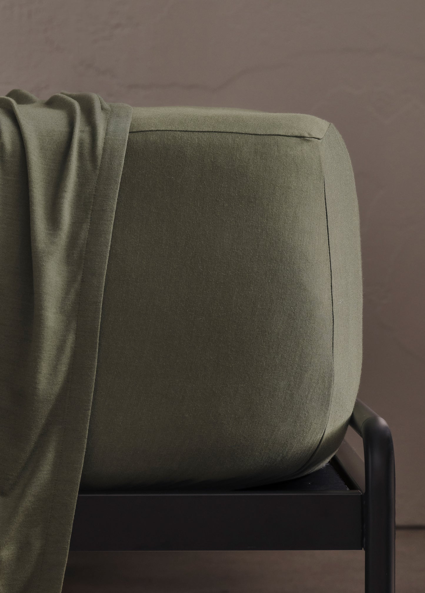 Fitted Sheet Merino Jersey | 70% fine Australian merino wool (17.5 micron) 30% Bamboo / King - W150 x L200 x D30 cm - W59" X L79" X D12" / Olive Grove