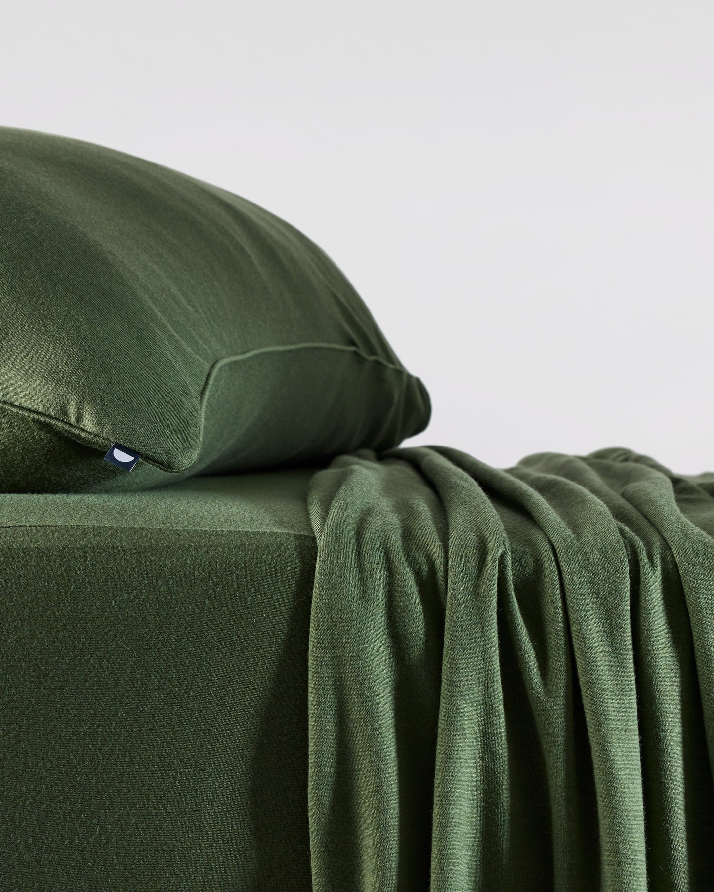 Merino Jersey Flat Sheet Merino Jersey | 70% fine Australian merino wool (17.5 micron) 30% Bamboo / King - W108 x L108"	W275 x L275cm / Olive Grove